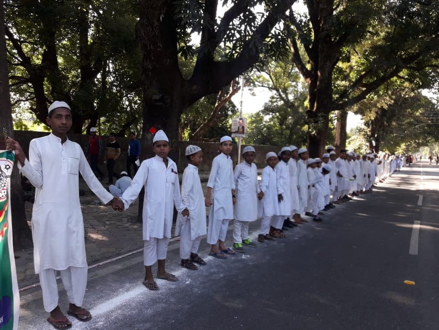 Human chain of 50 Kilometers Against single Use Plastic in dehradun photos