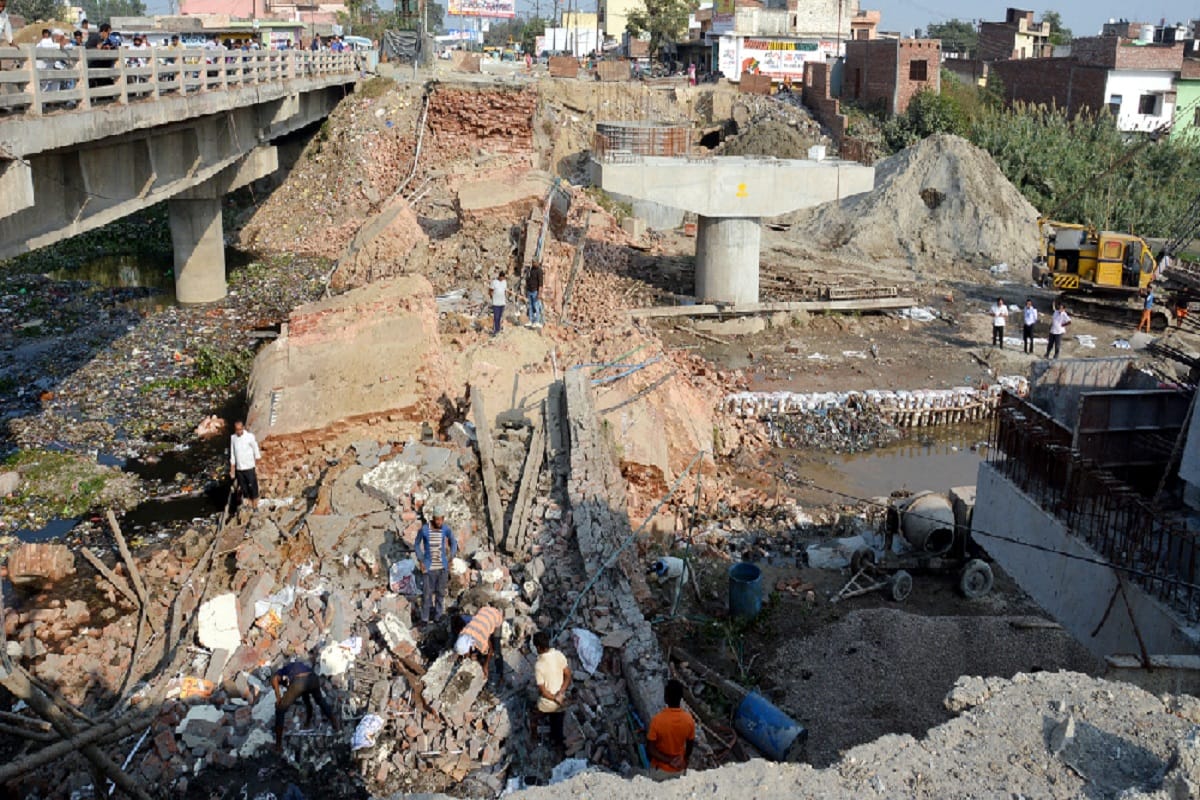 The bridge has damaged but this built by British government in Muzaffarnagar district 200 years ago
