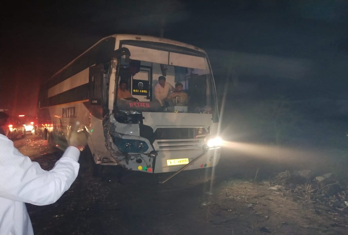 Road accident on Ayodhya-Basti highway in gonda