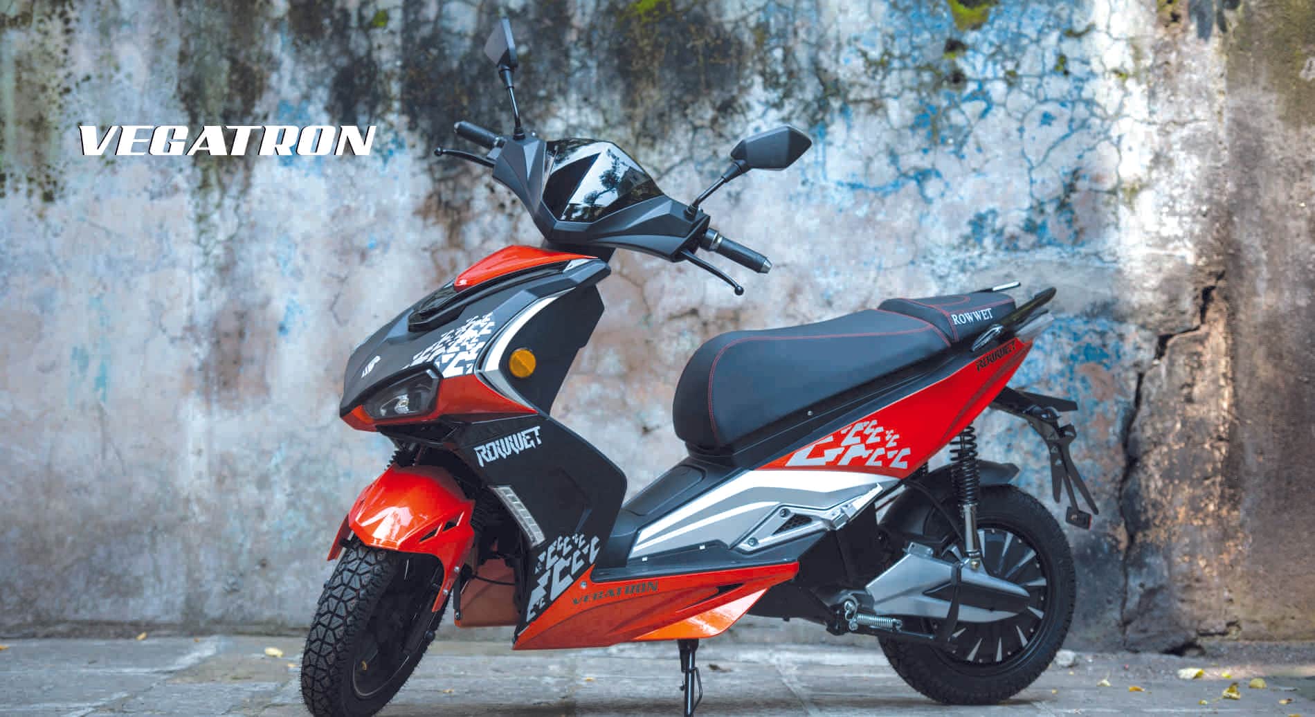 Revolt RV 400 rival Rowwet mobile launch Tron electric bike in India with 12 mins fast charging