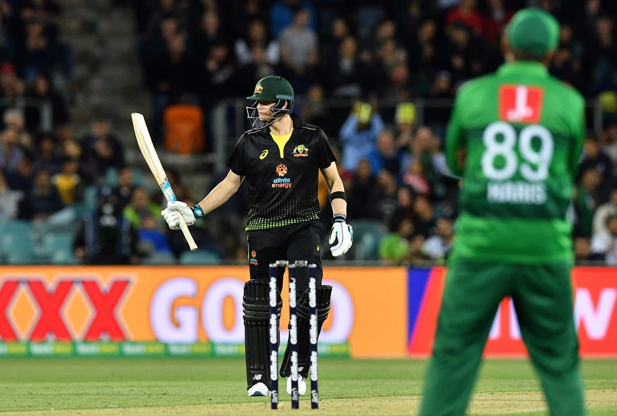Steve Smith smashes superb fifty, Australia beat Pakistan by seven wickets