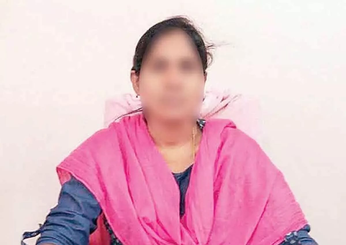 Man walks into revenue official office in Telangana, sets her on fire over land dispute