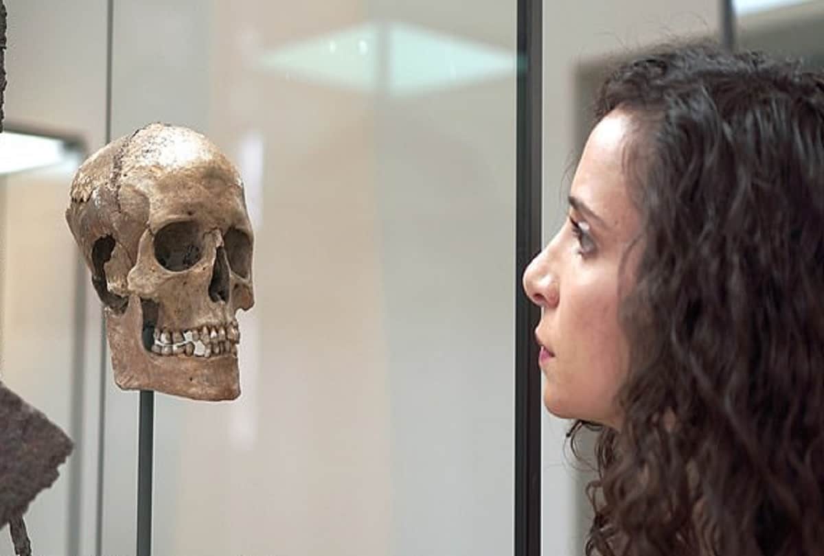 Scientists recreate the face of 1000 year old Viking warrior woman