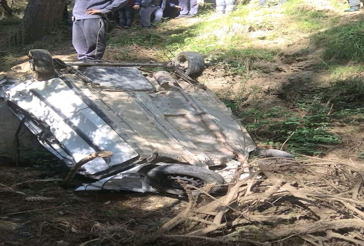 three died and two injured in road accident at chaupal shimla