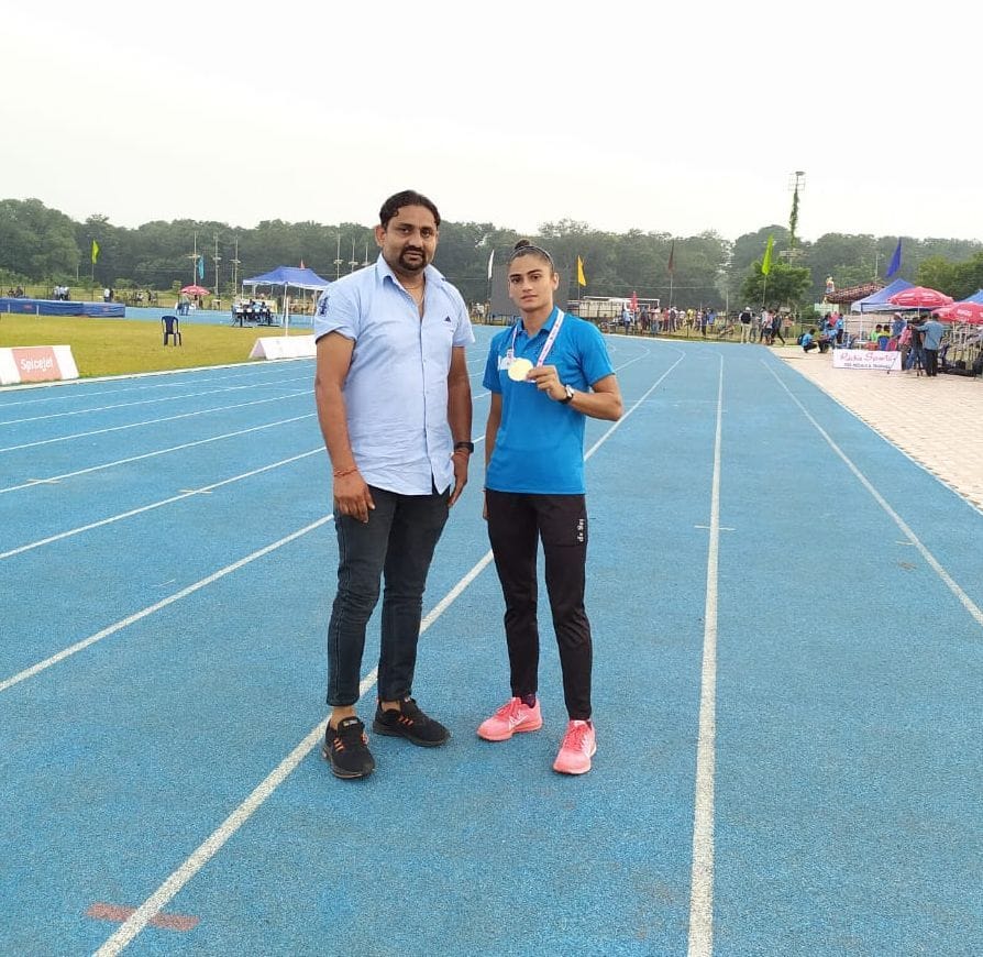 Rachna set national record in 800 meter race