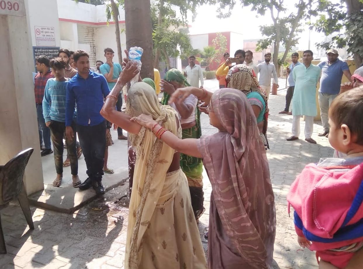 Attmpet to sucide in police station