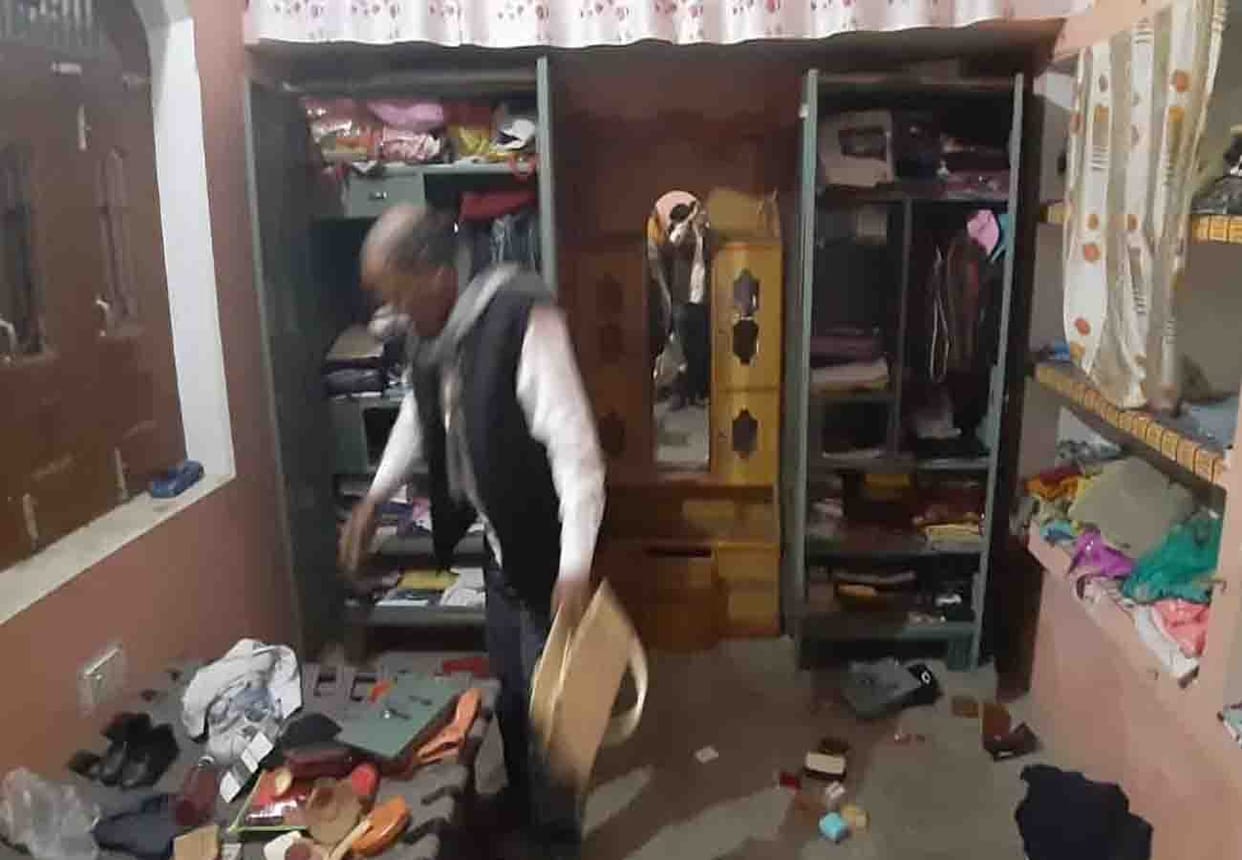50 lakh stolen from businessman's house in farrukhabad