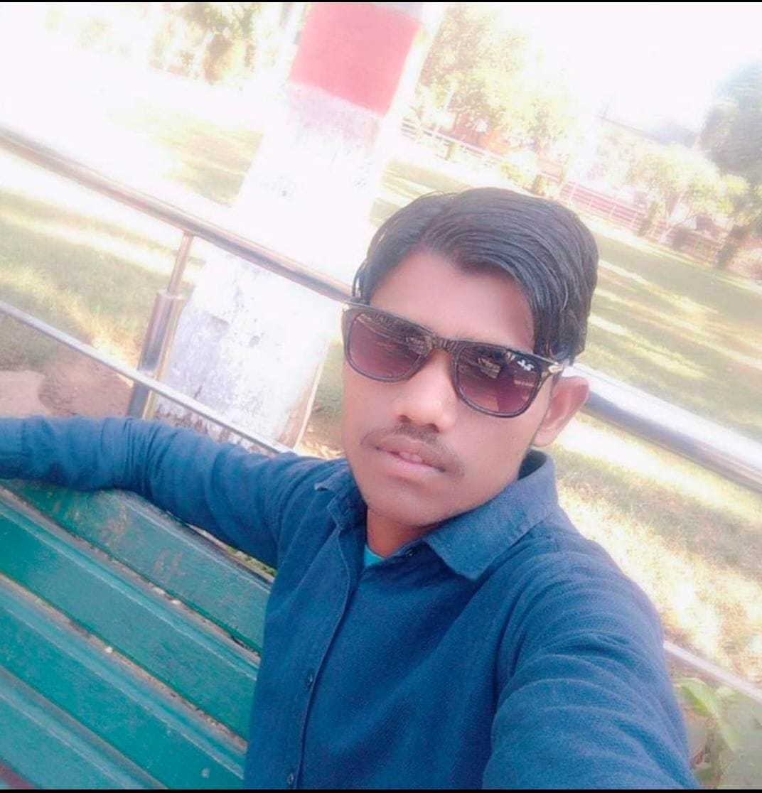 Bike riders youth was killed by the collision of truck