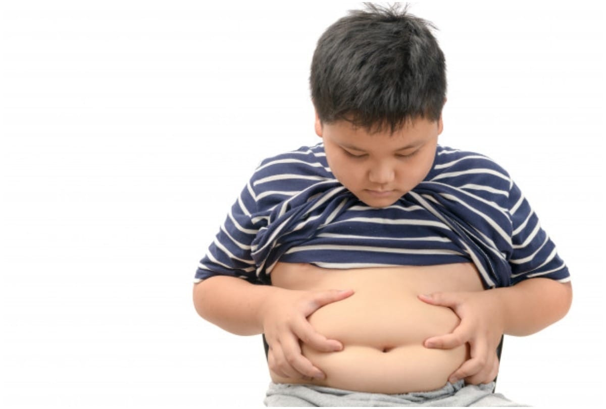 Bad lifestyle is increasing fat in girls.