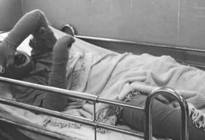 Iranian woman a blue girl sahar Khodayari death story and football match