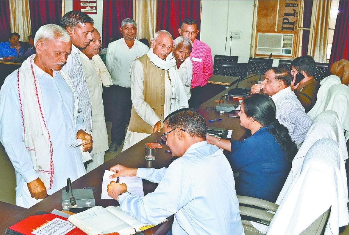 Samadhan divas only Two complaints Settlement out of 160 in Agra