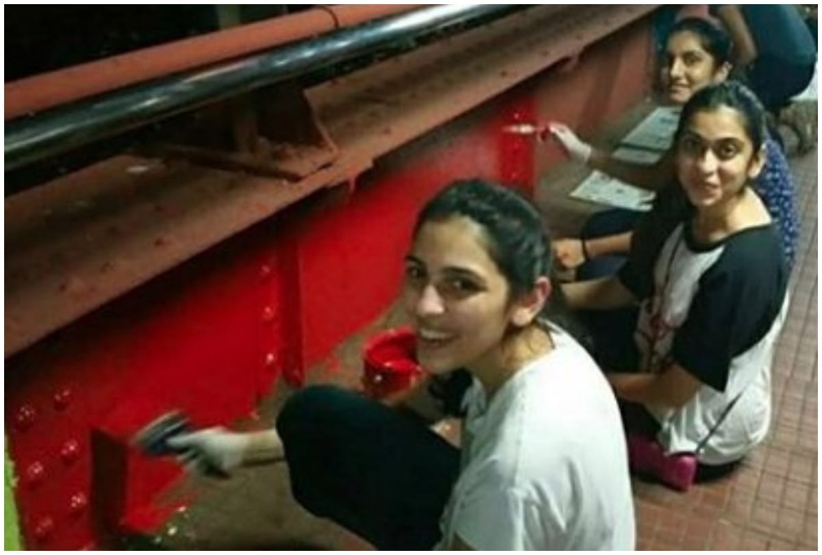 Shloka Mehta painting Mumbai railway station wall old photos viral