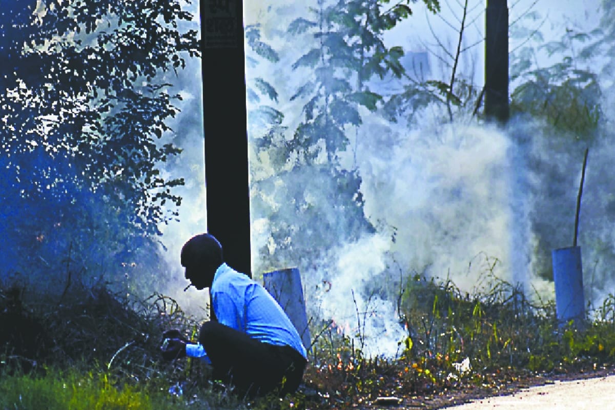 stubble is being burning in Fields in Western up, Pollution is not in Controll