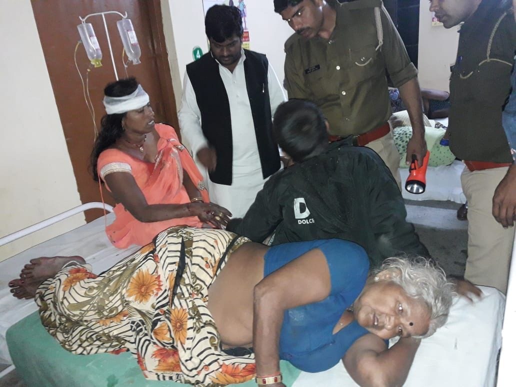 Tractor trolley full of devotees overturned, one dead