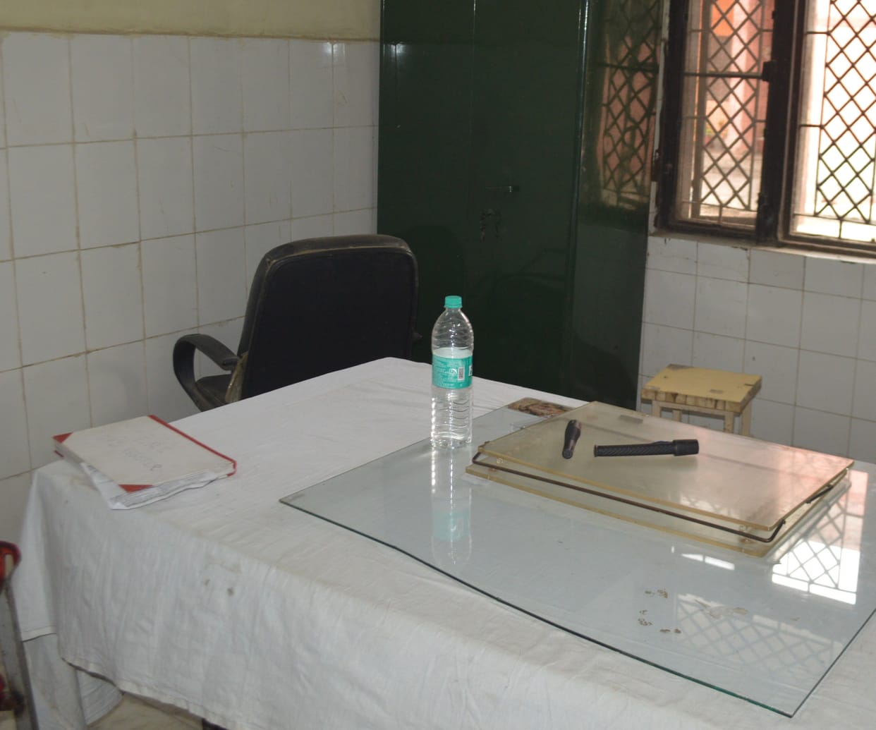 Situation worsens due to doctors' crisis amidst havoc in Hathras