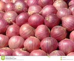 Prayagraj: Onion tears again, tomato rate too high