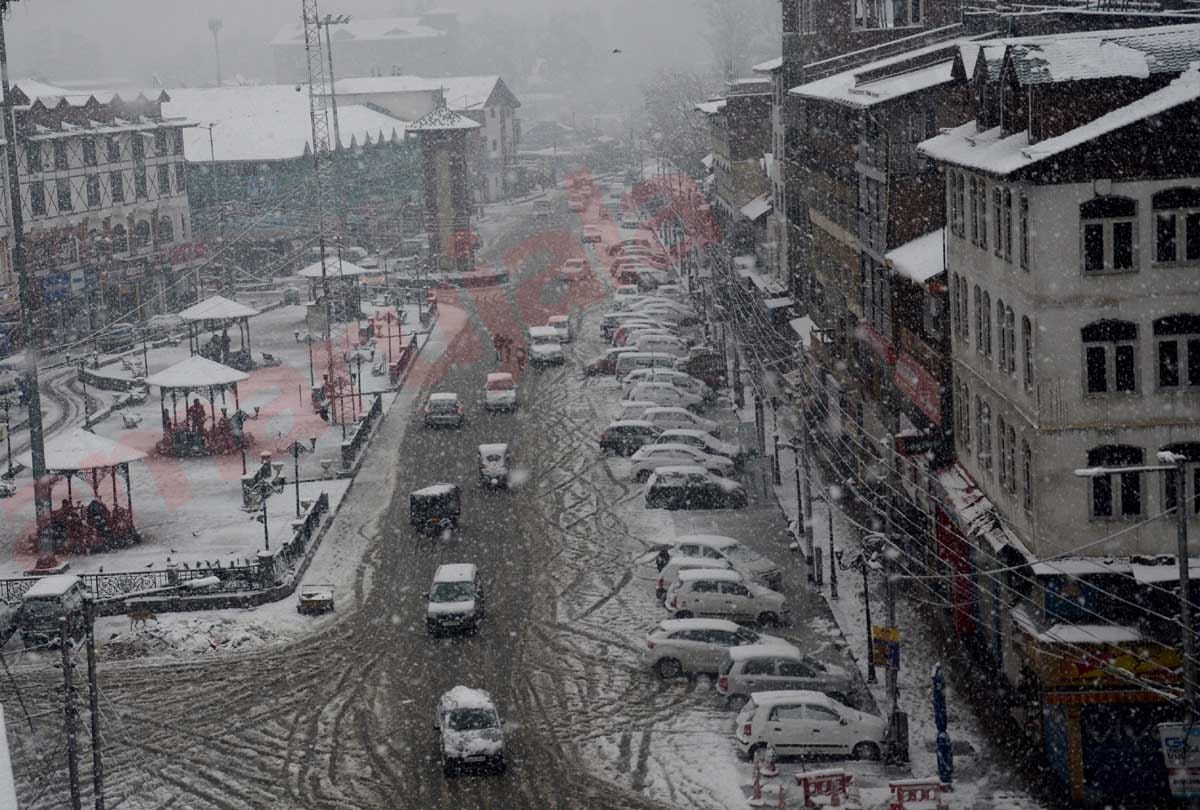 Rain in Jammu and snowfall in Kashmir, Jammu Kashmir weather
