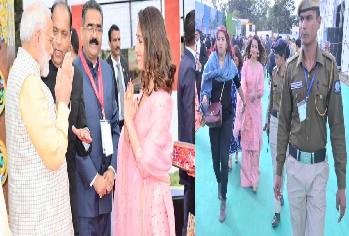 Yami Gautam welcomed PM Modi with  Himachali cap and muffler at dharamshala