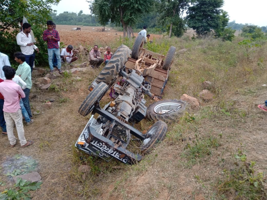 One man dead from turn on tractor