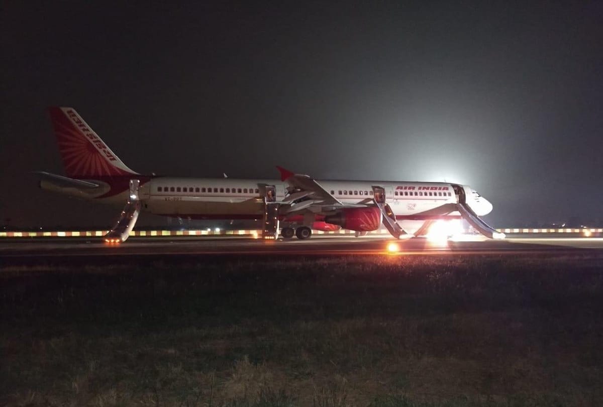 Impact of bad weather on planes, aircraft reached Varanasi with delay of five hours