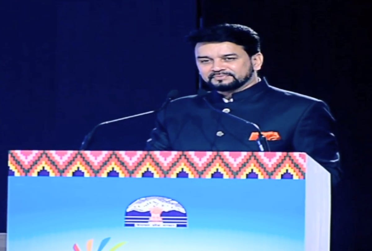 Atal Bihari Vajpayee gave industrial package when Dhumal was CM: Anurag