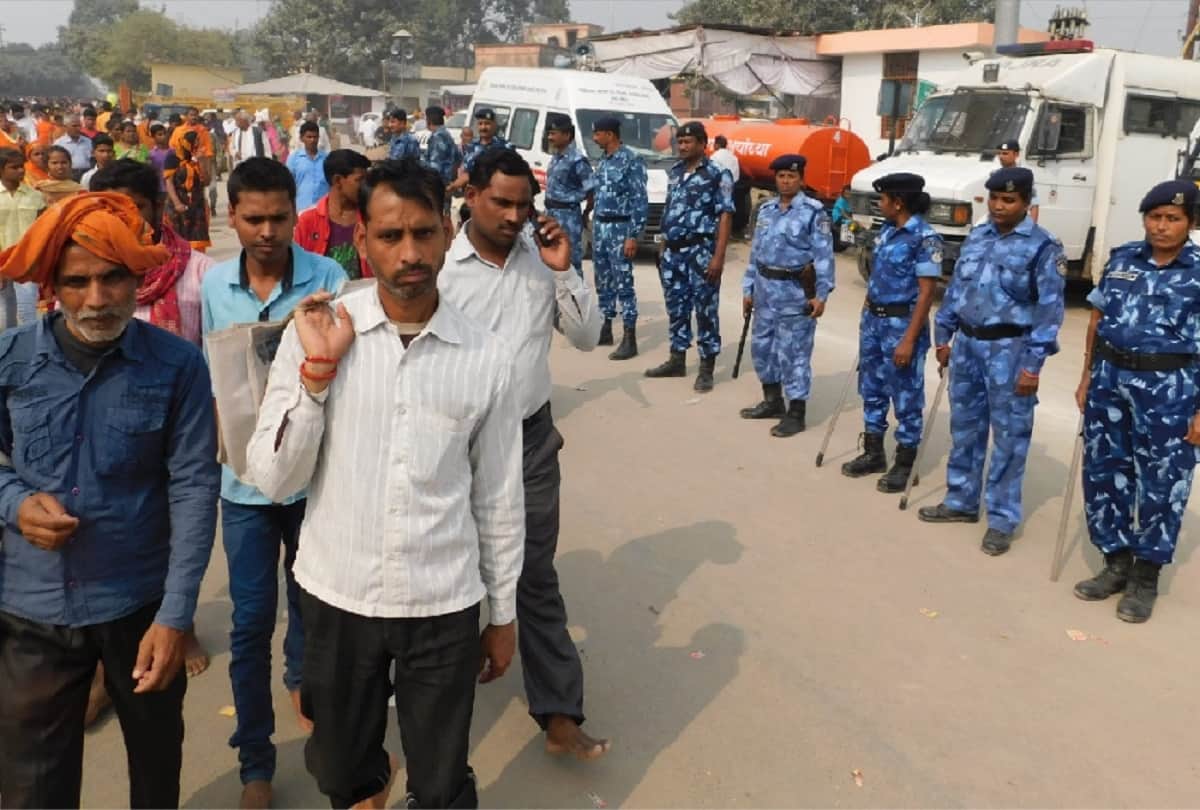Ayodhya dispute Security tightened 40 company sent additional paramilitary force RPF leave canceled