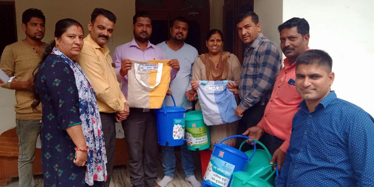 Dustbin and cloth bags distributed in ward number 11