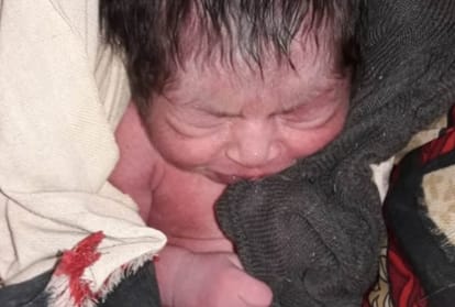 newborn baby found at stairs of temple of karend village in lucknow