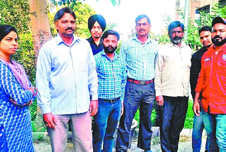 amar ujala impact, Central Library Employees Job will Continue