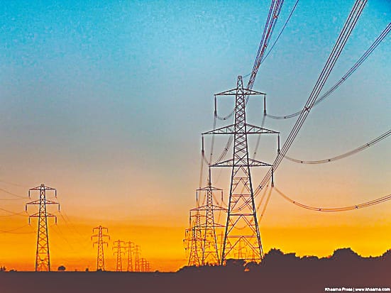 Electricity cut in the village on the outstanding of one crore