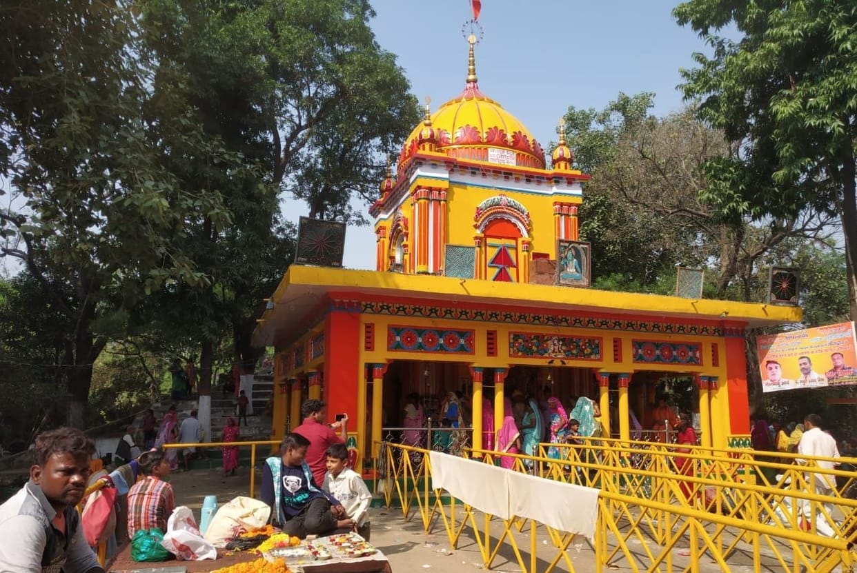 Bathing charity on Hari Prabodhini Ekadashi