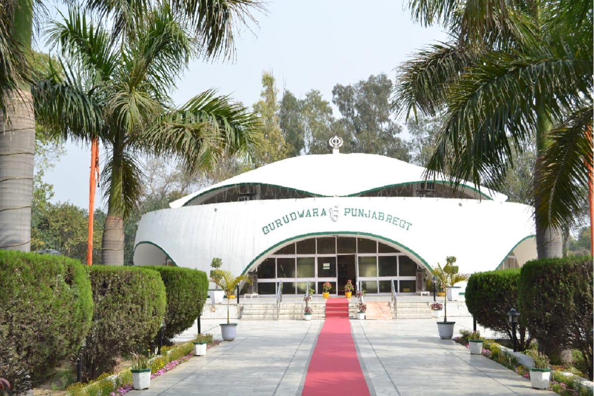 Guru Nanak Jayanti, Sheeshe wala gurudwara was established in Meerut after winning war from Pakistan