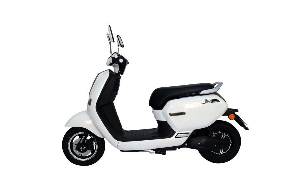 Okinawa Lite electric scooter getting for Rs 60 thousand 60KM runs on a single charge
