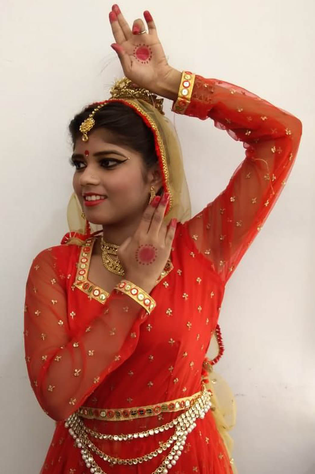 Banda's daughter beat her fame in Kathak dance