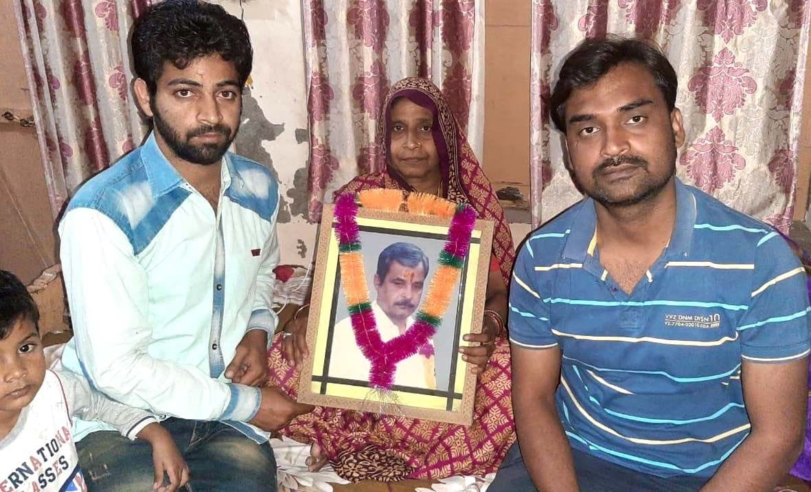 Satisfied with the decision on late, Dayashankar lost his life for friends