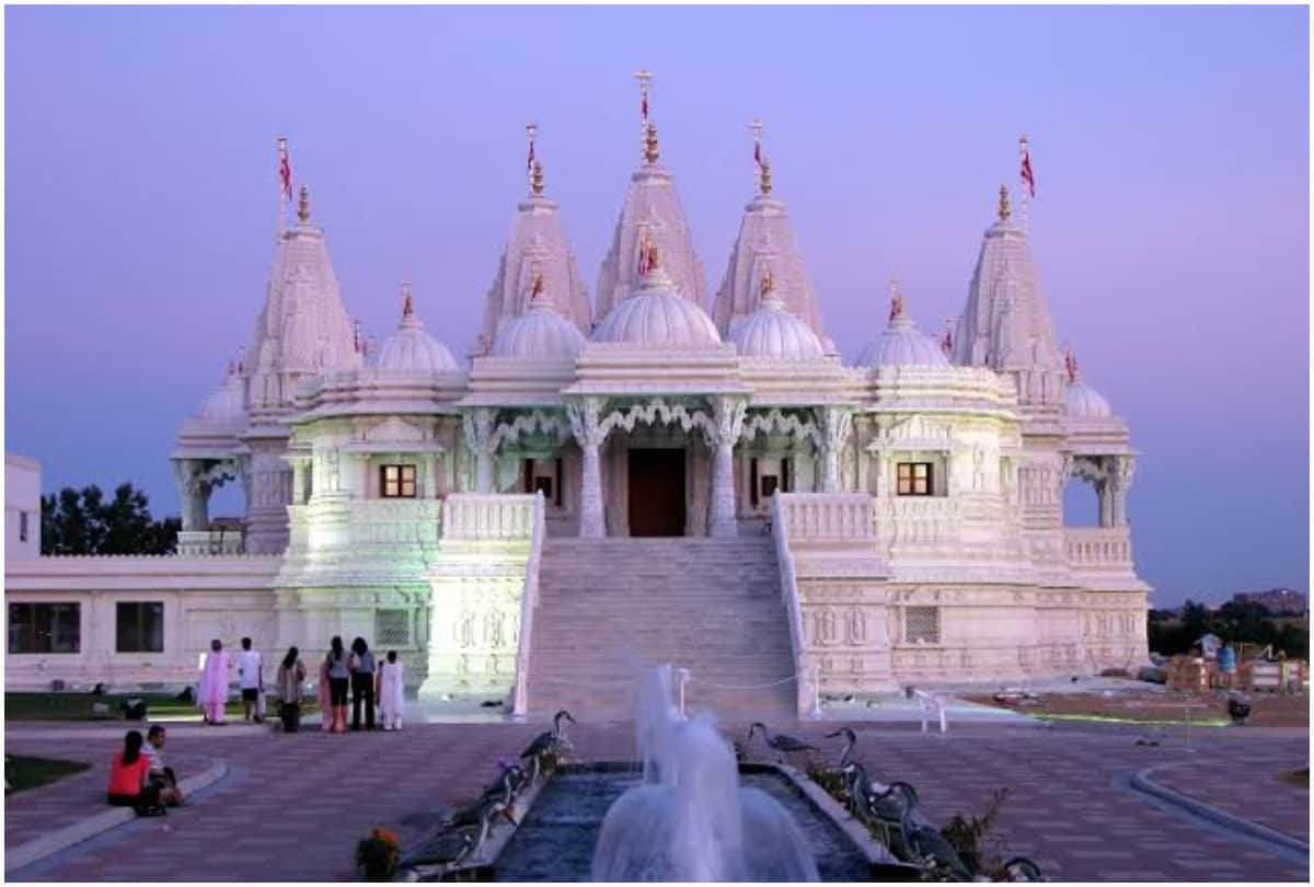 places to see near ayodhya