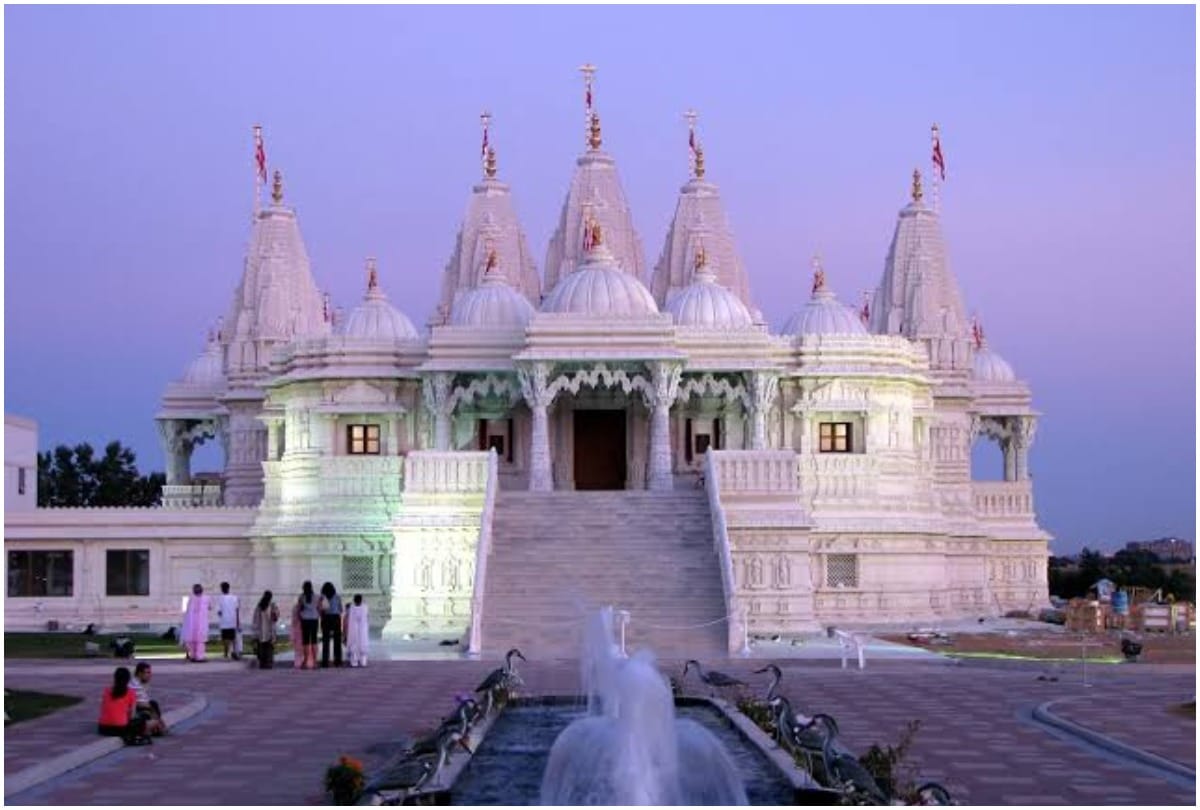 places to see near ayodhya