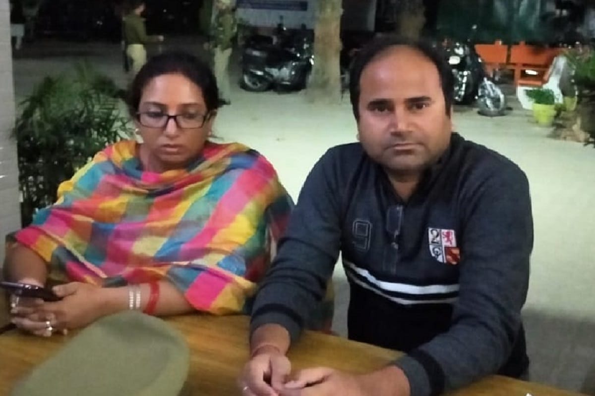 Two women attack on a doctor and wife in Bijnor district of Uttar Pradesh
