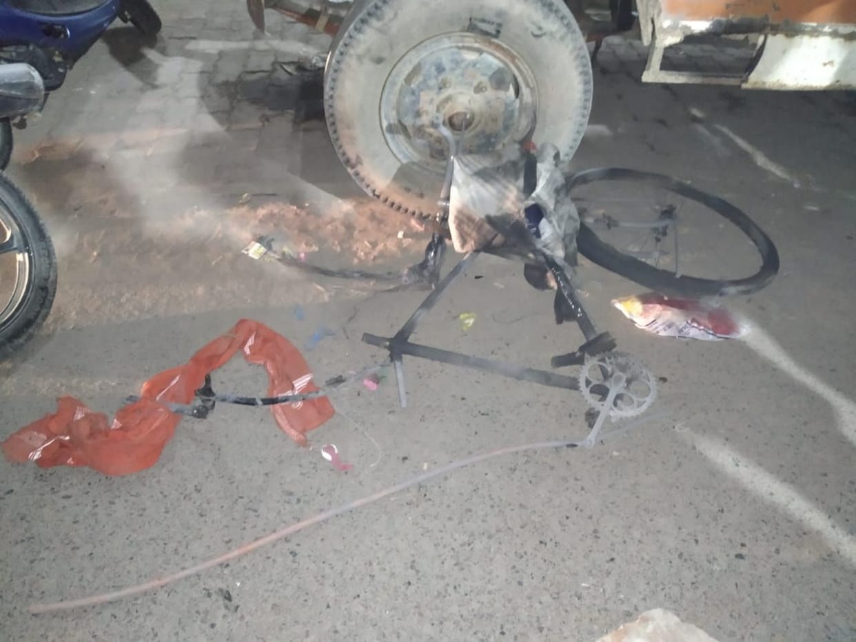 Gas cylinder explodes in Bharwari, two dead, one serious