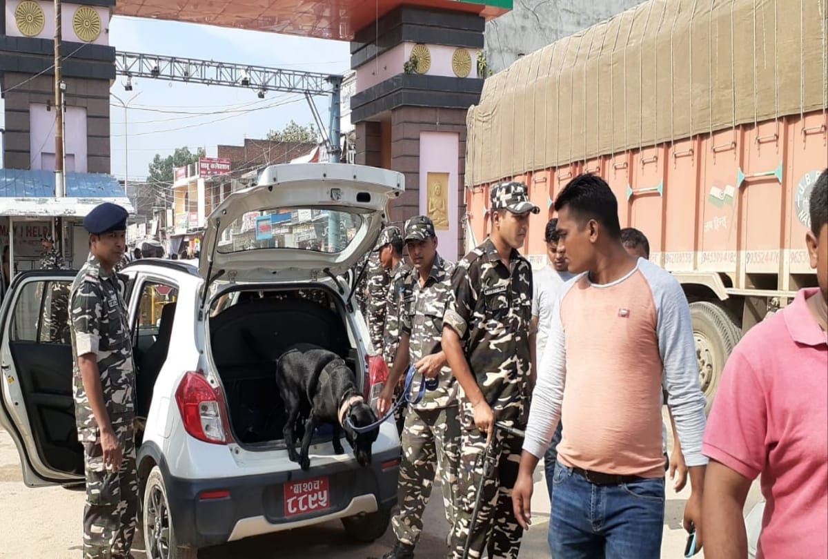 People from some countries trying to enter in India from Nepal border amidst CAA Protest