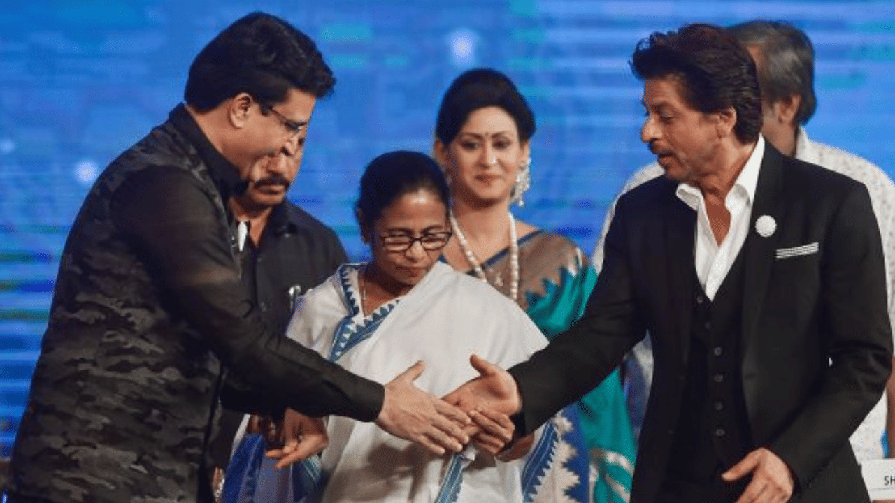 Shahrukh Khan Sourav Ganguly Mamata Banerjee inaugurated Kolkata International Film Festival 2019