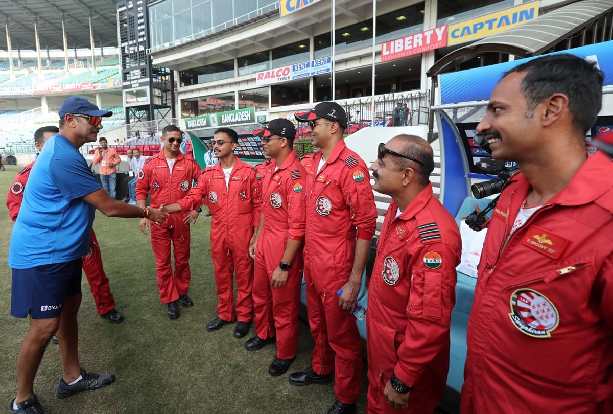 India vs Bangladesh: Indian cricketers spend time with Air Force pilots ahead of Nagput T20