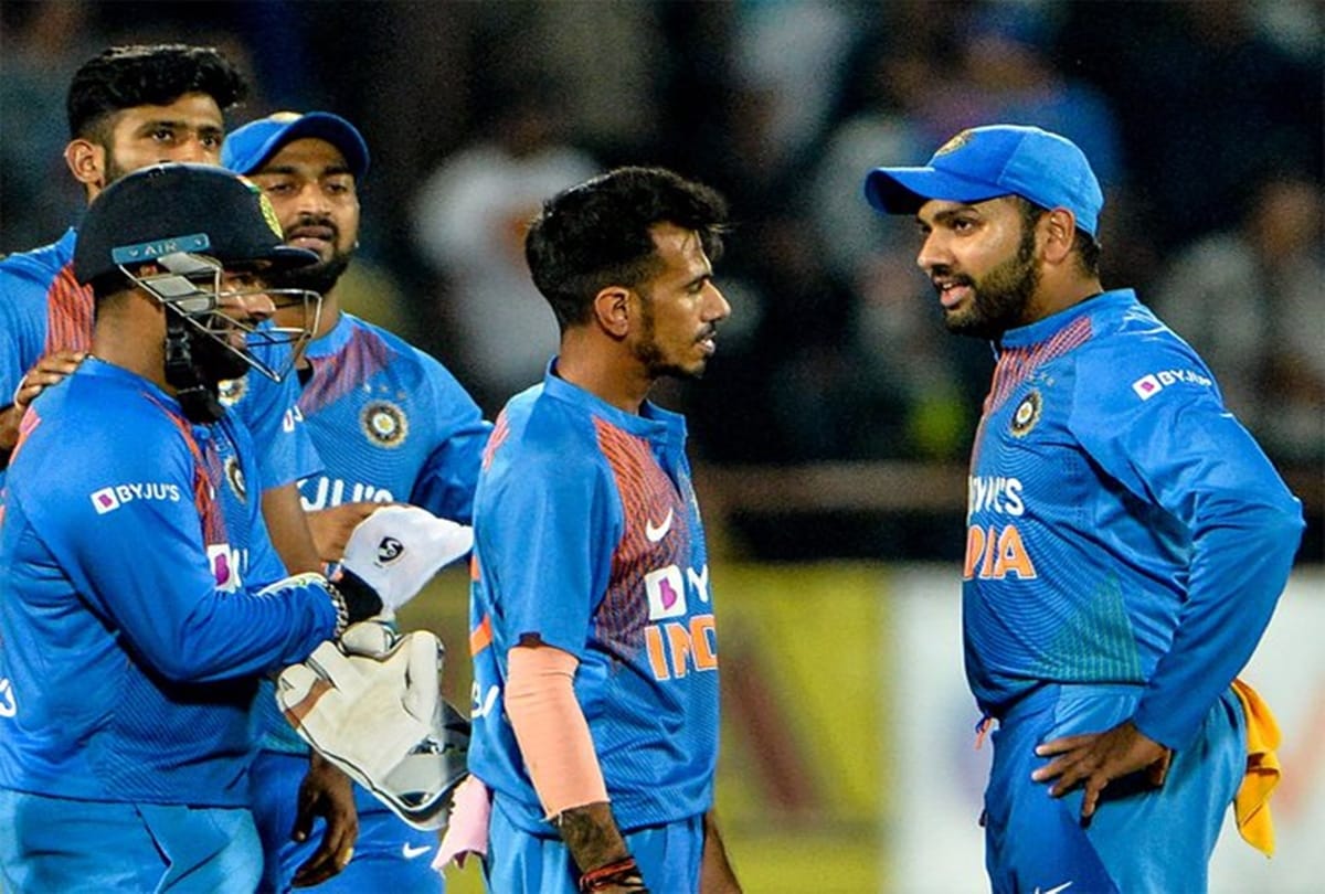 IndvBAN Rohit Sharma Reaction on abusing third umpire says next time check where the camera