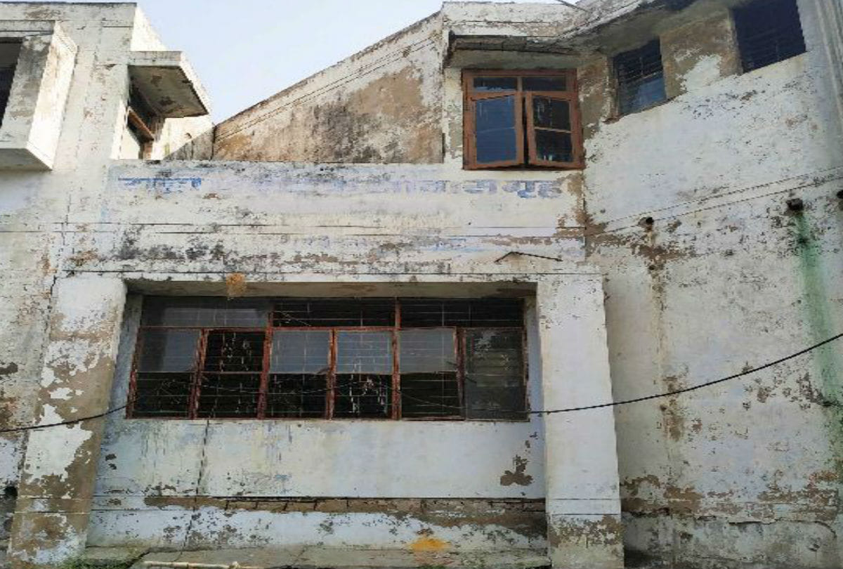 Atal Bihari Vajpayee Inaugurated Tourist Complex in Bateshwar