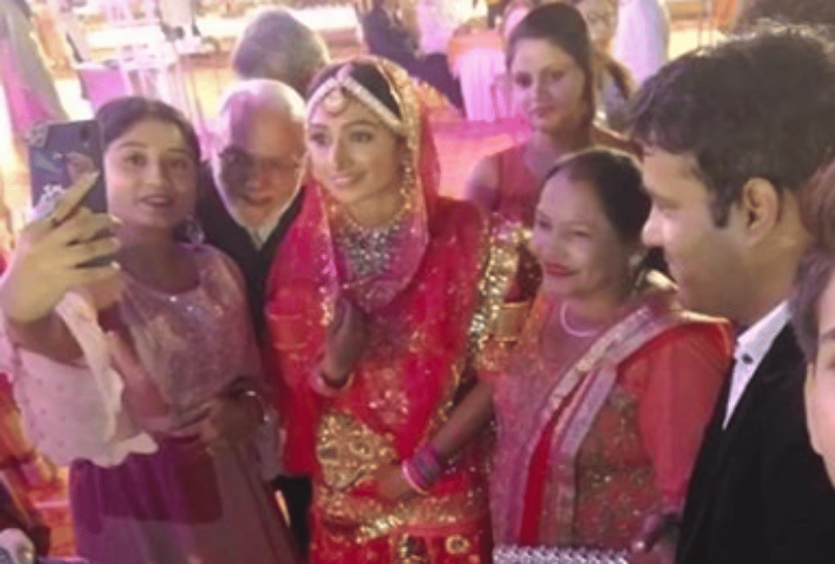 satpal maharaj daughter in law mohena kumari singh reception in rewa