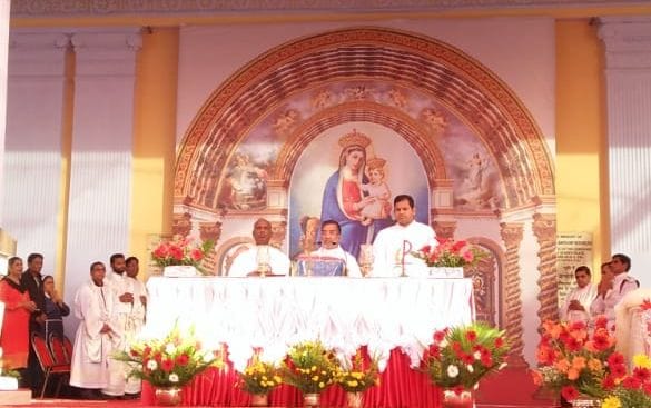 the special prayer were held in hindii, punjabi language