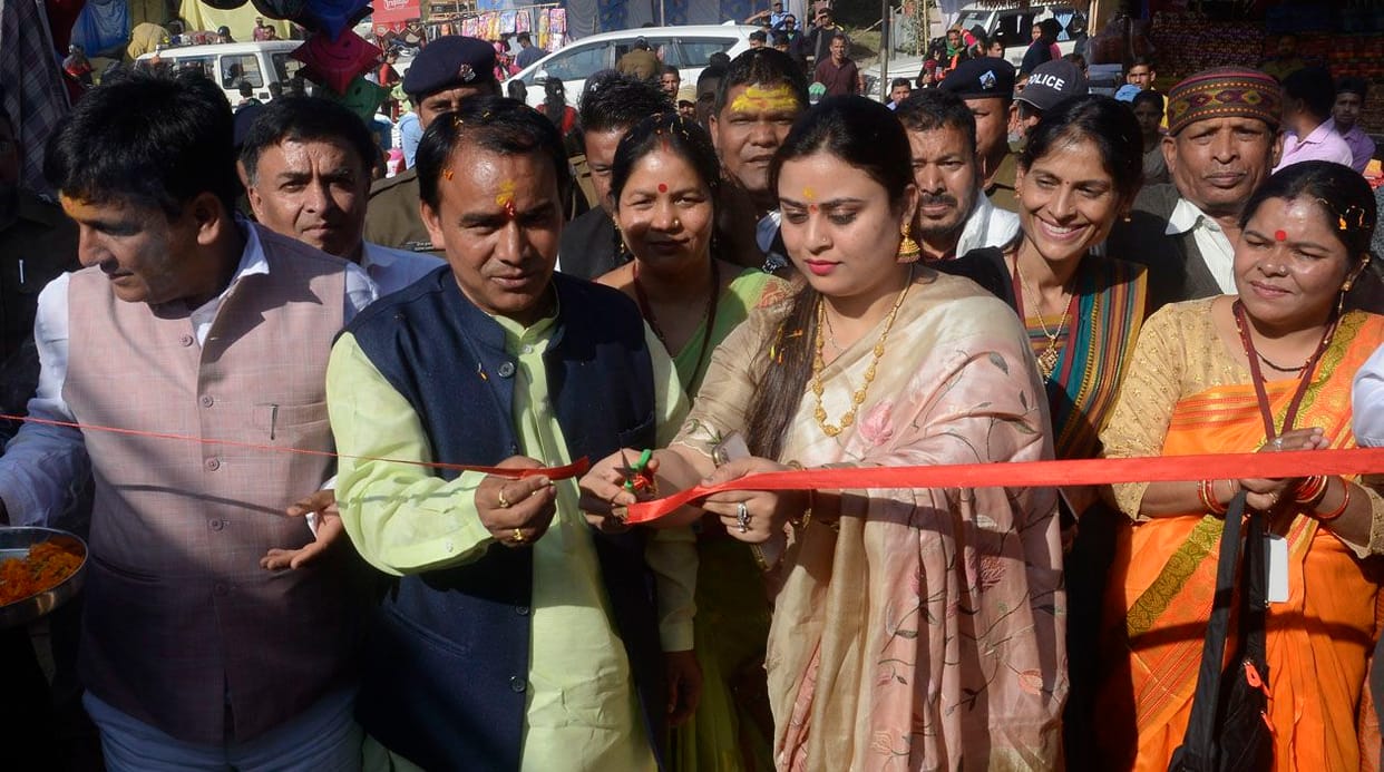 Baikunth Chaturdashi fair starts in Uttarakhand srinagar