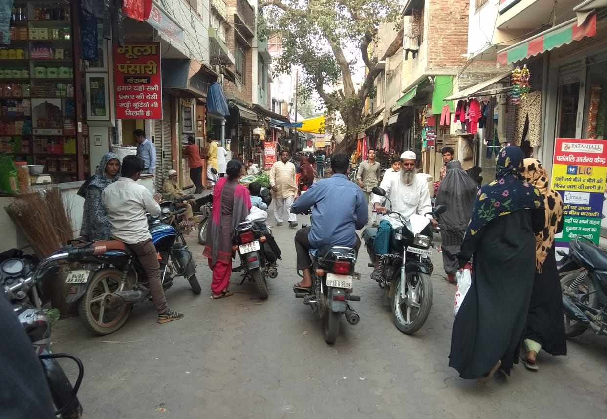 There was a stir in the markets of Kairana