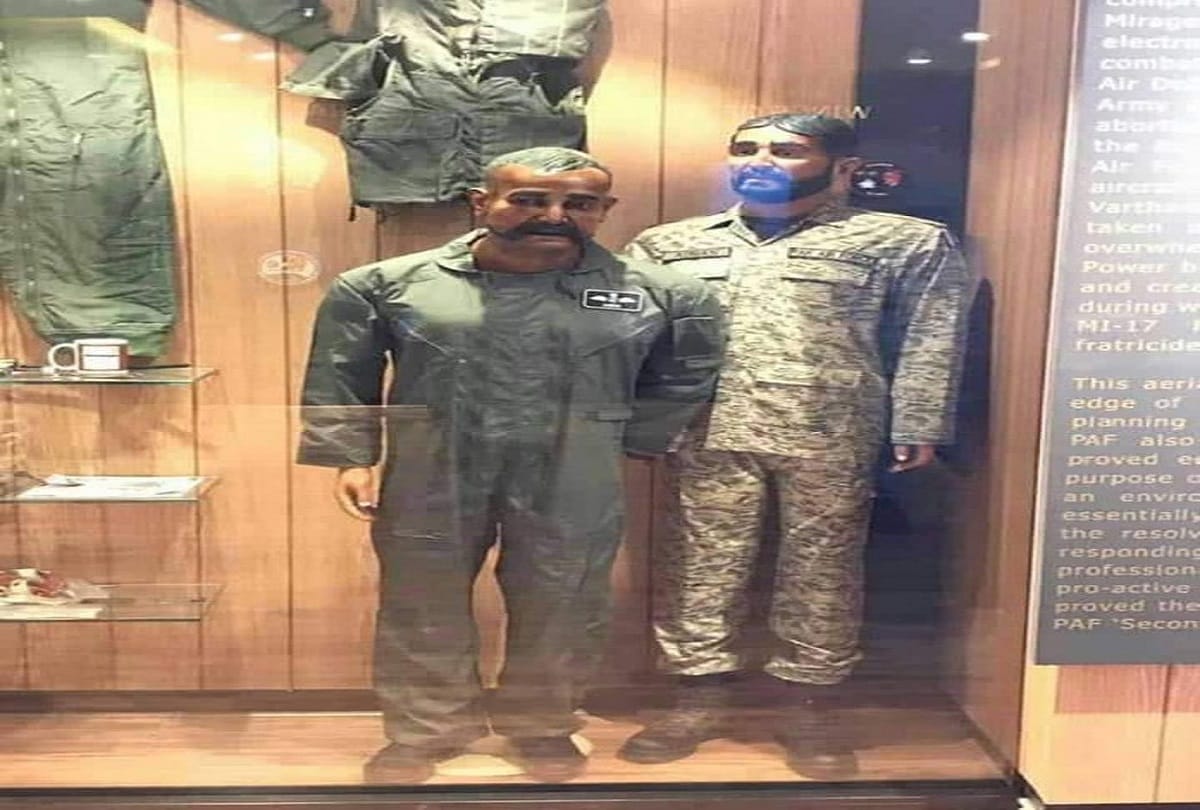 Pakistan shameful act, shows iaf abhinandan like a prisoner in the War Museum