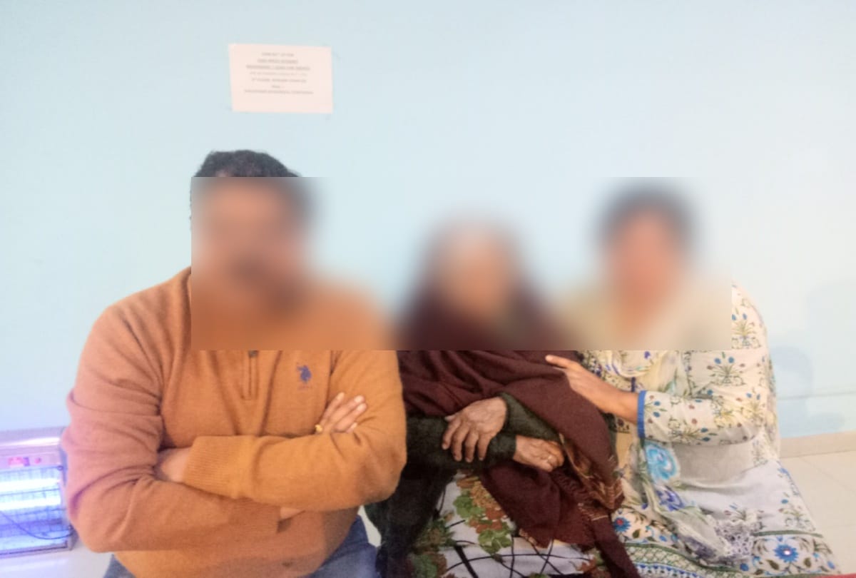 The 22 year old daughter of the late Gur was Narrator in cruelty with old woman